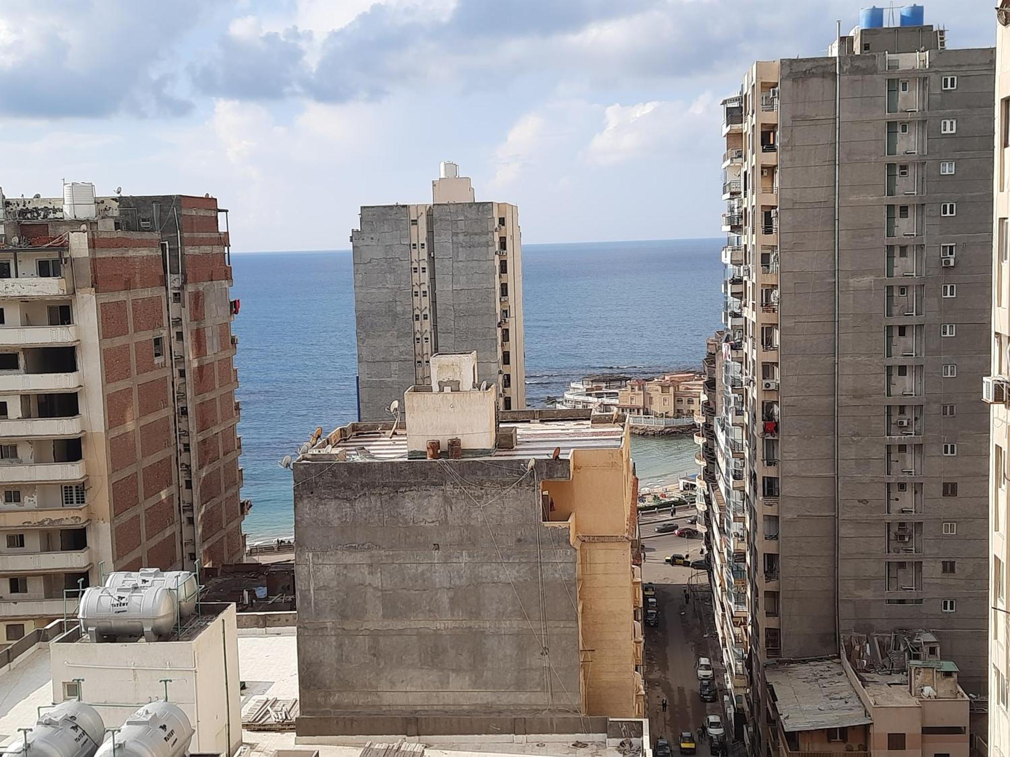Miramar Aparthotel With Sea View الإسكندرية المظهر الخارجي الصورة